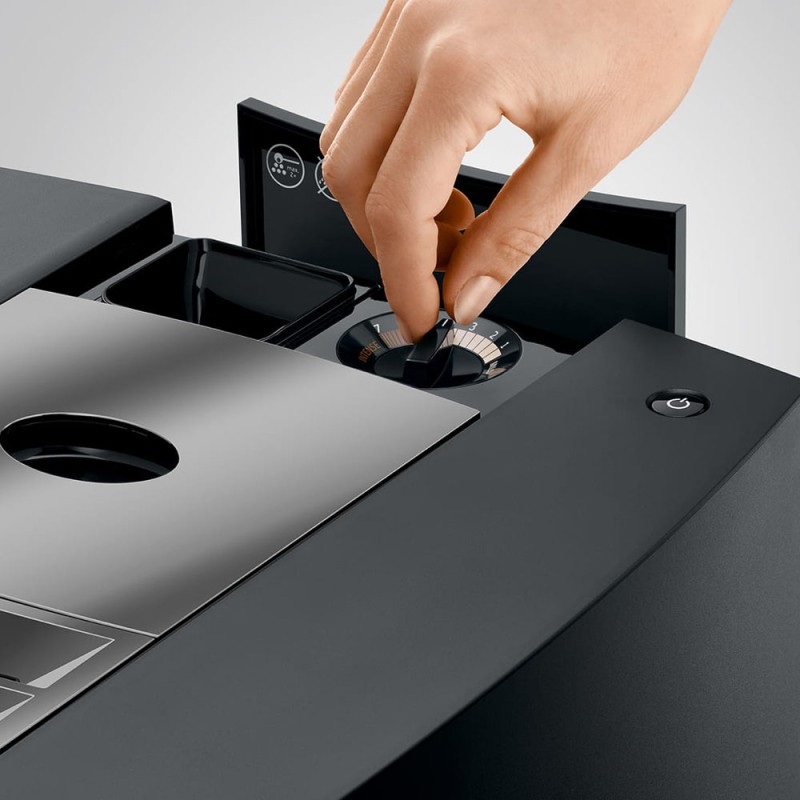 J10 – Piano Black (EA) – Machine automatique JURA